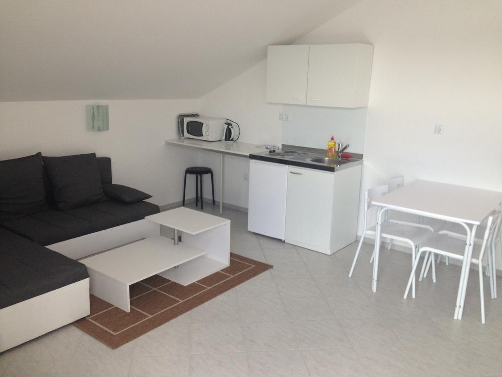 Apartments Meeresblick ツリクヴェニツァ 部屋 写真