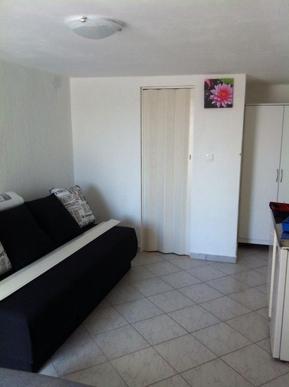 Apartments Meeresblick ツリクヴェニツァ エクステリア 写真