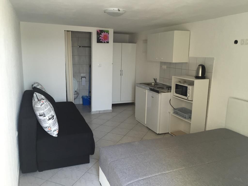 Apartments Meeresblick ツリクヴェニツァ エクステリア 写真