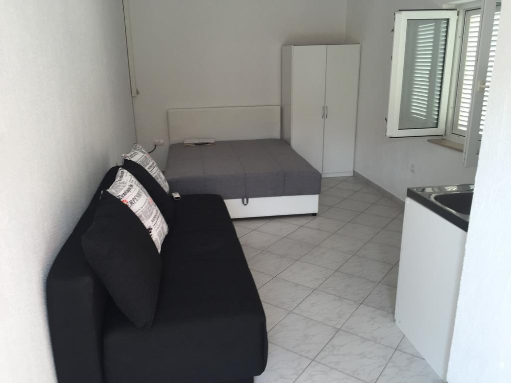 Apartments Meeresblick ツリクヴェニツァ エクステリア 写真